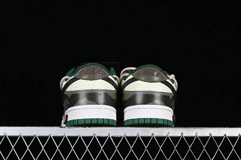 All Categories Nk SB Dunk Series Nk SB Dunk Low Low-top sneakers Nk Dunk Low Panda Prank Jungle Crossing Wilderness Ore Morandi Army Green Retro SB Strap Low-top Casual Shoes DD1391-300